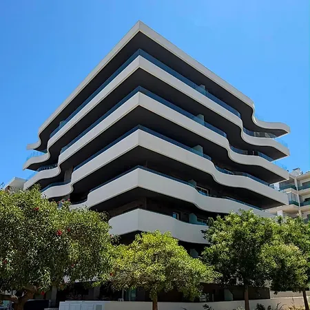 아파트 Wave Terrace Amparo 포티마오
